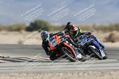 media/Dec-07-2025-CVMA (Sun) [[3e7d2de5dc]]/Race 4-Supersport Middleweight/